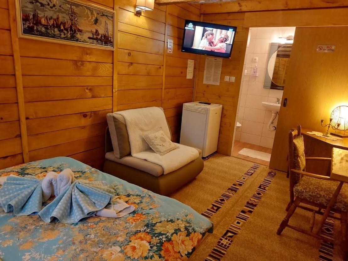 Hotel Etno Selo Eden Zeravacki Potok Esterno foto