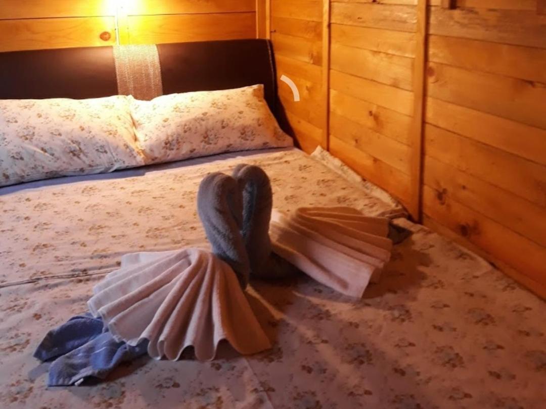 Hotel Etno Selo Eden Zeravacki Potok Camera foto